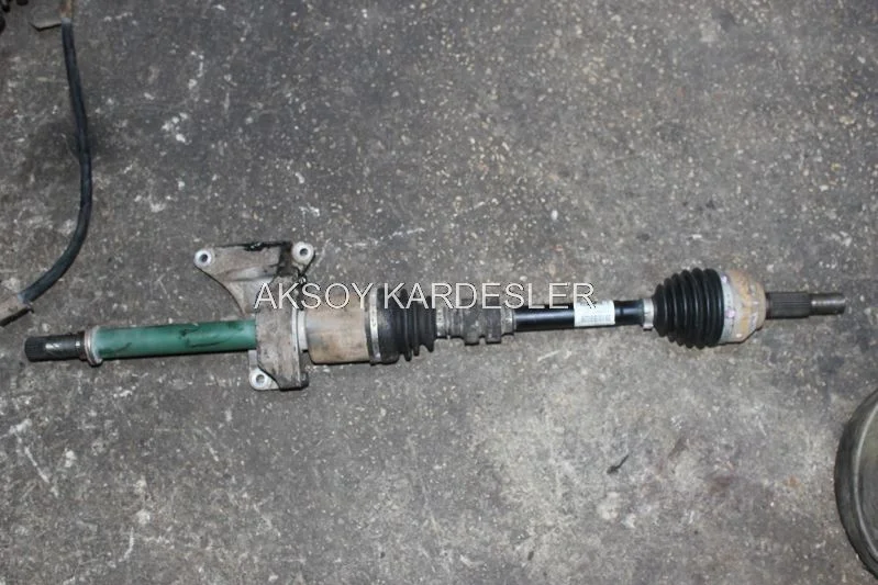 Qashqai 1.6 Benzinli Ön Akis Çıkma