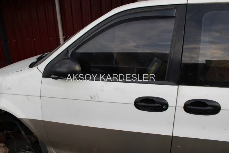 Carnival Sol Ön Kapı Beyaz-Gri Renk Hatasız Çıkma
