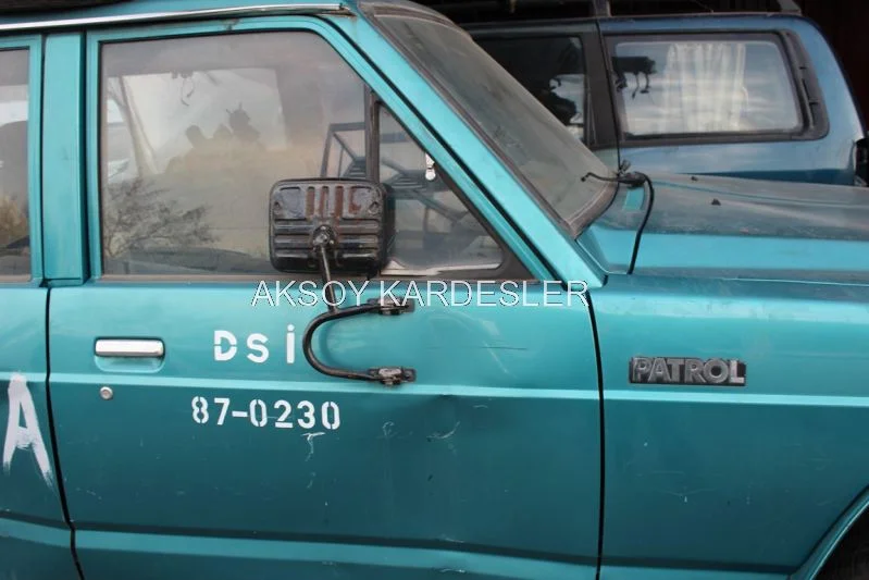 Nissan Patrol Sağ Ön Kapı Mavi Renk Çıkma
