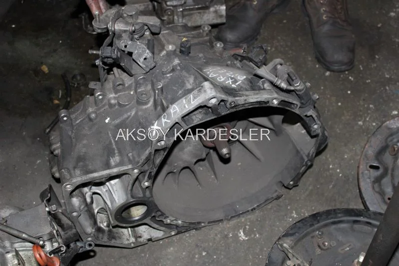 Nissan X-Trail Çıkma Manuel Şanzıman