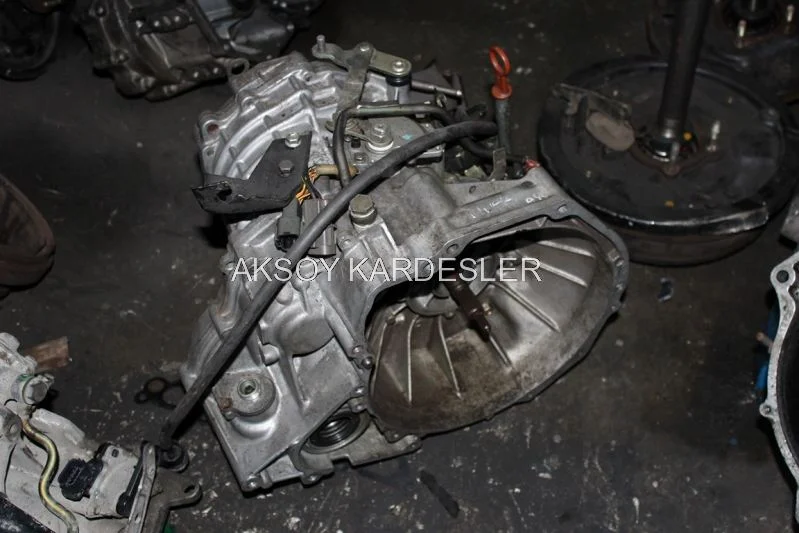 Nissan Micra Otomatik Şanzıman Çıkma