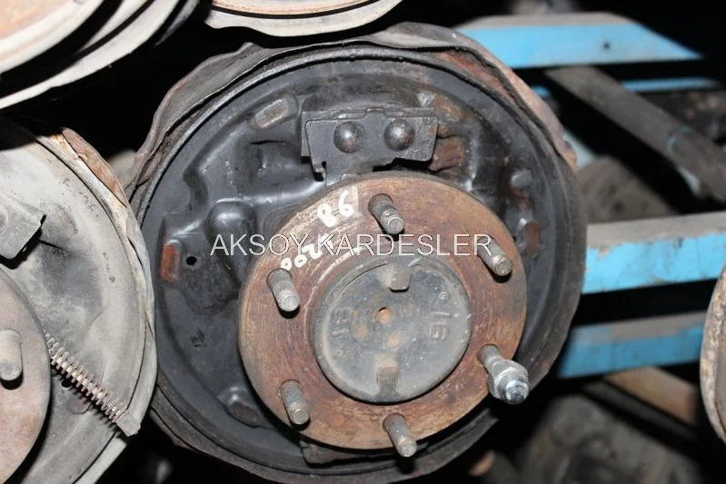 Mitsubishi L200 Arka Akis Orjinal Çıkma