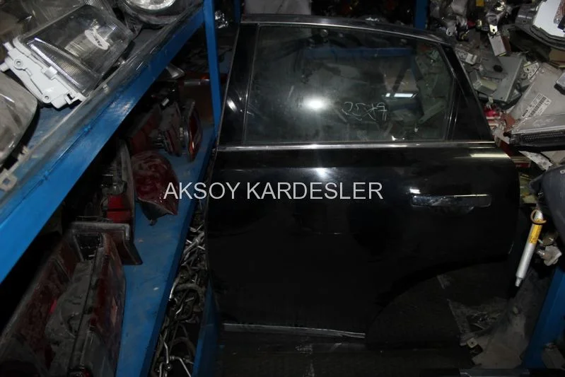 Infiniti FX35 Sol Arka Kapı Siyah Orjinal Çıkma
